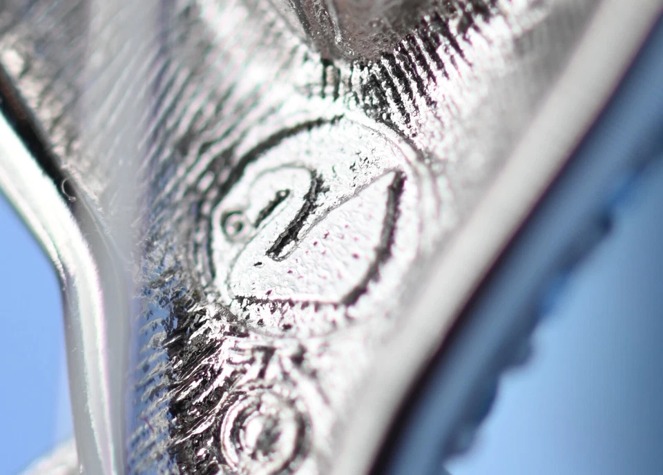 Broche prendedor tono plata sello cisne Swarovski azul verde cristal pájaro del paraíso Foto 4 de 4