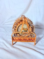 Cestino porta sottobicchieri con farfalle in vimini e vetro