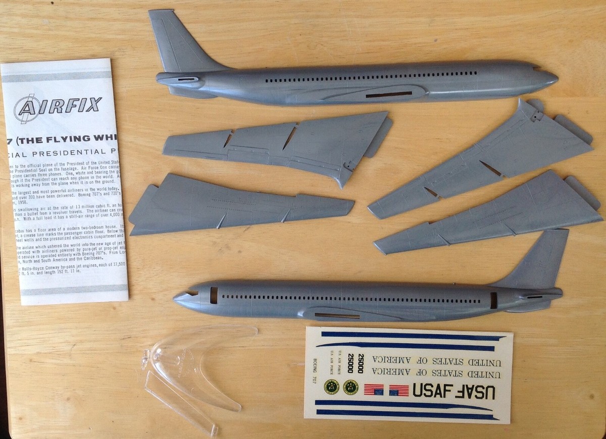 Airfix 1:144 Boeing 707 Airforce One Vintage Model Airplane