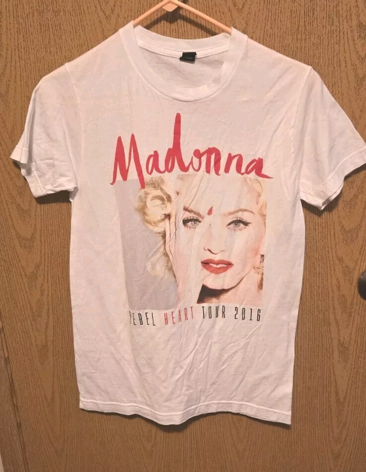 MADONNA REBEL HEART USA TOUR TULTEX BLACK T SHIRT SIZE SMALL