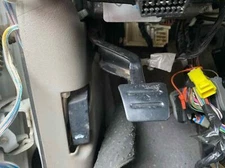 GMC Yukon XL 1500 6.0L Emergency Brake with Release Handle 2004