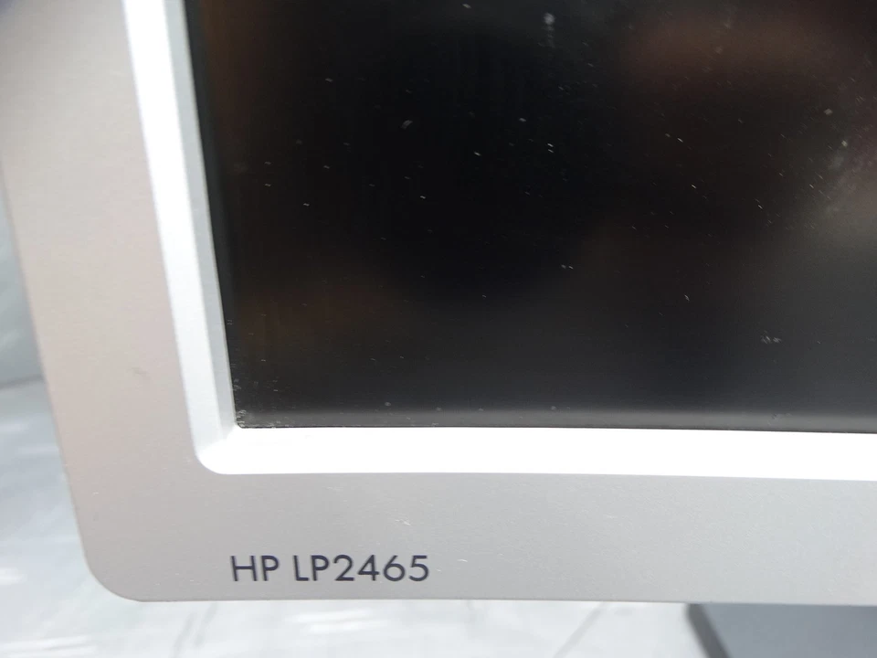 HP 24in LCD Color Monitor Retro Vintage HSTND-2111-B - Image 4 of 4