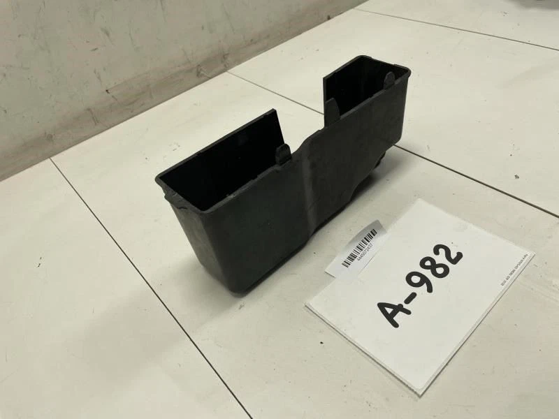 Mazda 5 Sport 2012 caja de batería cubierta lateral OEM+ Foto 3 de 4