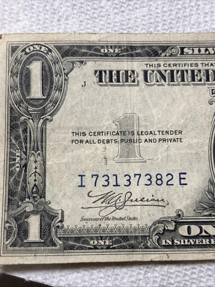 Rare 1$Silver Certificate 1935 with Error of A Line On Front - Image 3 of 4