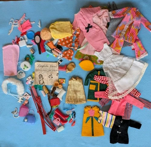 Vintage Barbie CLONE HUGE CLOTHES & Accessories Dresses Purses Shoes LOT 1960s