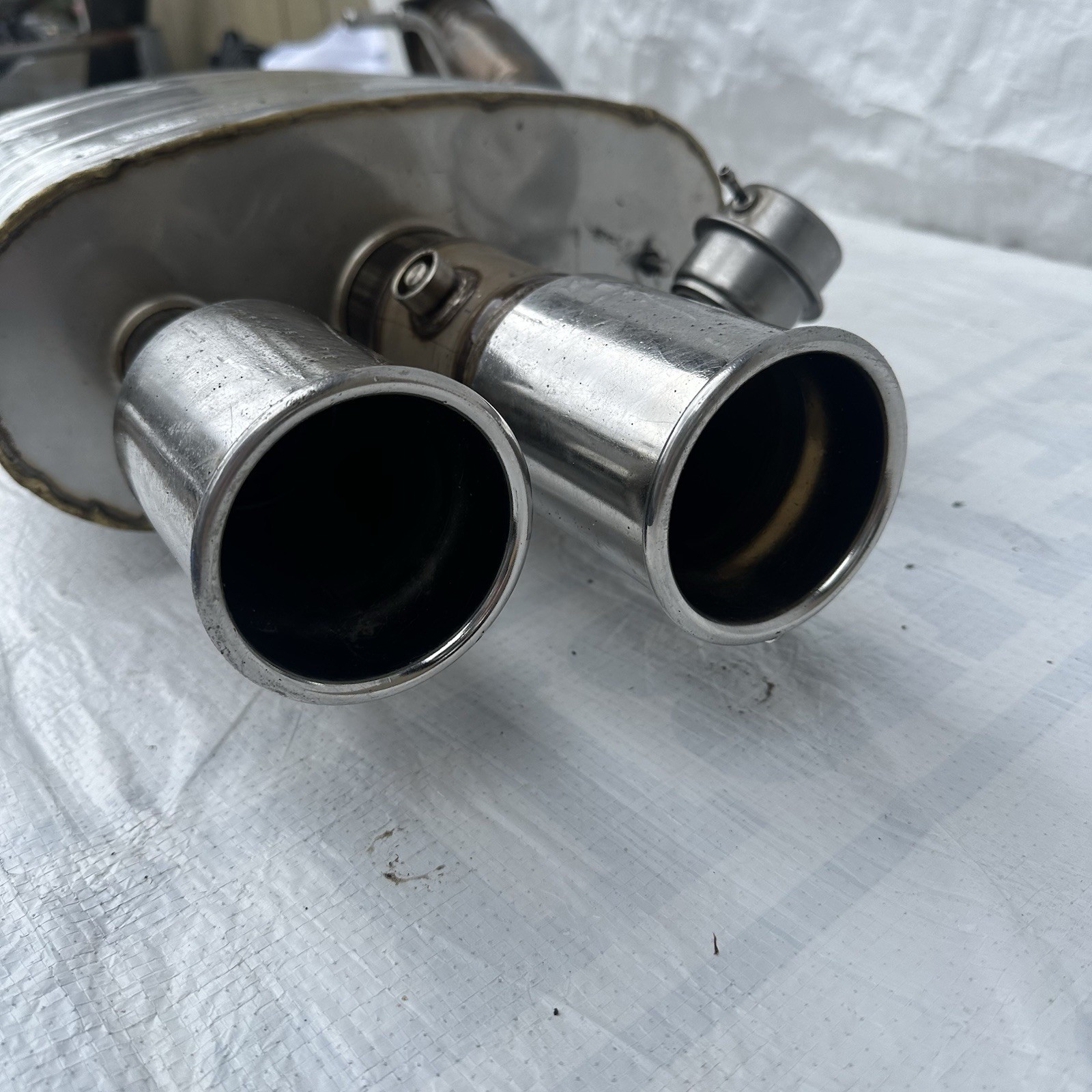 Ferrari 599 GTB Right and Left  Muffler Exhaust Silencer P/N#220194/220193 OEM