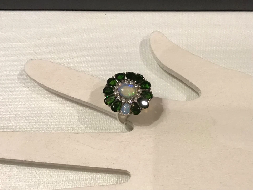 Joyería de anillo de plata esterlina de 0,93 quilates de ópalo y 4 quilates de cromo diopsido talla 8 Foto 2 de 4