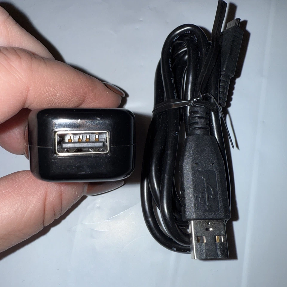 Sharp Kin CNR1002 USB Power Adapter With Wire - Image 3 of 3