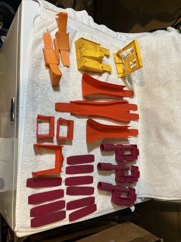 20 Pcs Hot Wheels Red Line Track Accessory Start Gate Ramps Clamps Connectors