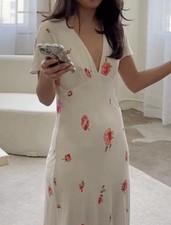 Zara Ivory Floral V-Neck Midi Dress Sz M