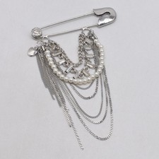 Tassel Brooch Fashionable, Simple, Trendy Decorative Pin for Women