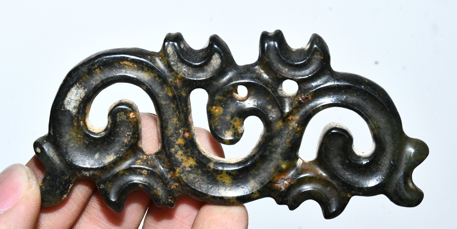 3.9''Hongshan Culture Meteorite Carving “ Gou Yun Pei ” Yubi Yu Bi Pendant