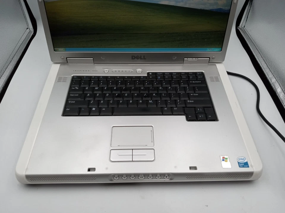 Dell Inspiron 9400 17" Laptop Intel Core Duo 1GB RAM 500GB HDD WinXP - READ -RR - Image 2 of 4