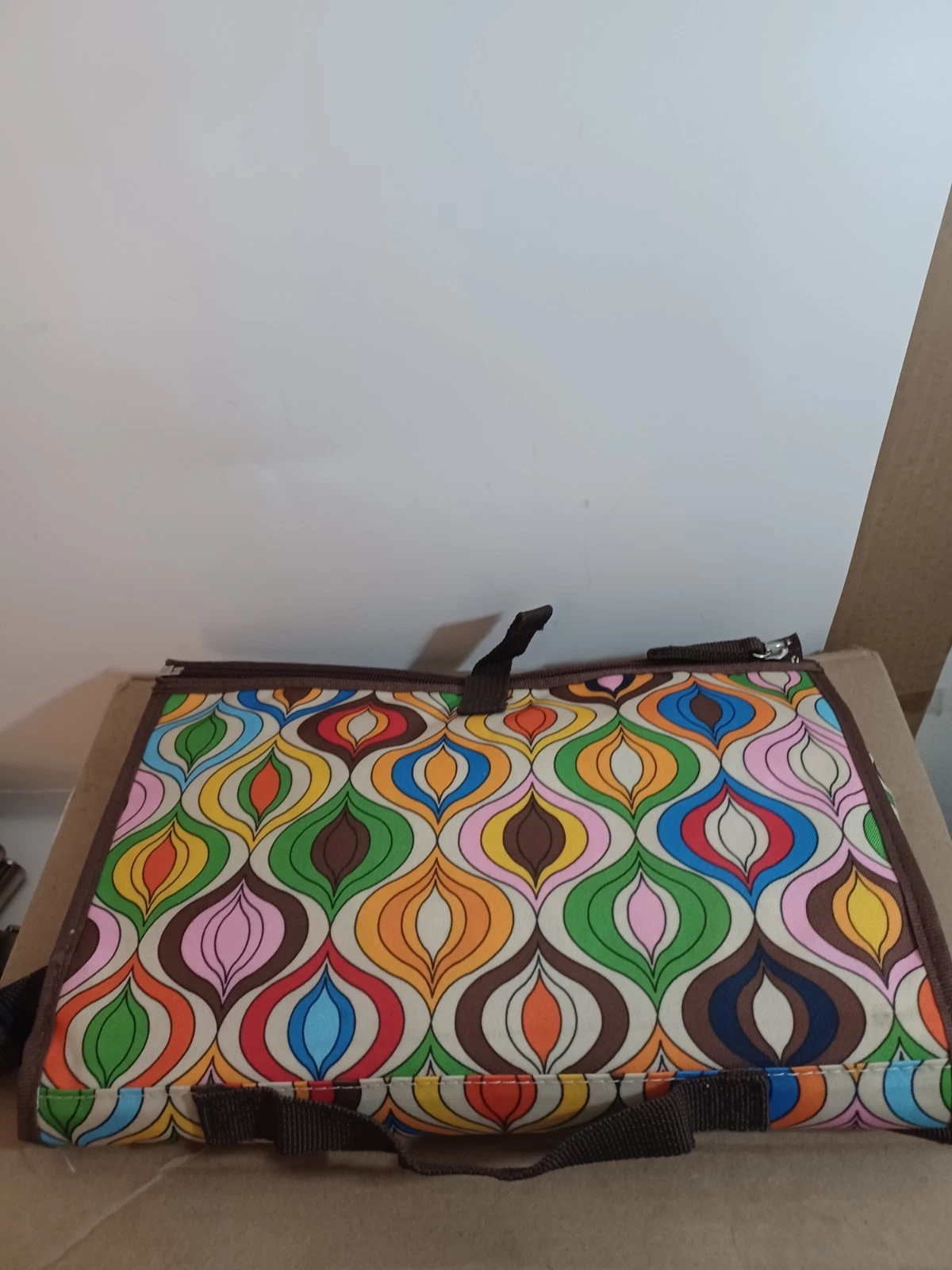 Jonathan Adler Skip Hop Changing Pad Diaper Mat Station 70s Theme Pre-owned
Opens in a new window or