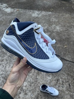 NEW Nike Air Max Lebron 7 White Midnight Navy 2009 Size 10.5 Authentic NBA High