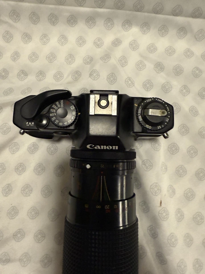 Cuerpo de cámara fotográfica Canon T60 35 mm SLR de colección montaje de lente FD  Foto 2 de 4