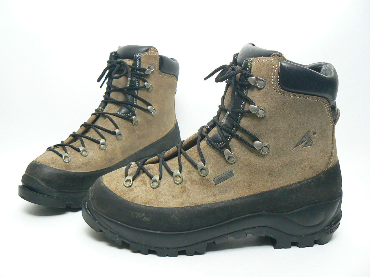 crampon compatible boots
