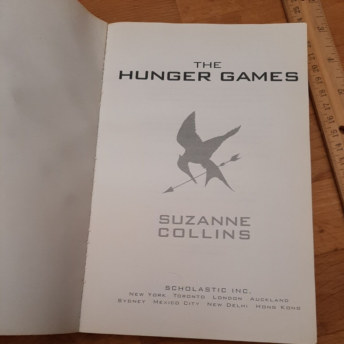 The Hunger Games Movie Tie-in Edition Paperback Book Suzanne Collins  Scholastic