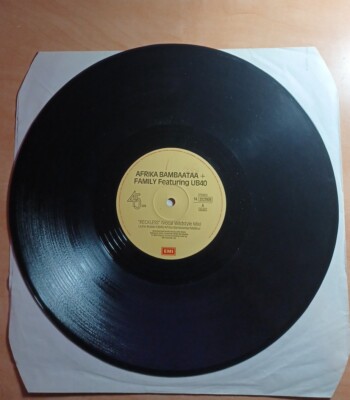1988 AFRIKA BAMBAATAA E FAMILY FEATURING UB40 - 45 MIX - VINYL - ORIGINAL RAR