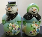 Fenton LE Hand Painted Spring Flowers Snowman Couple Figurines Barley #2/8 2019