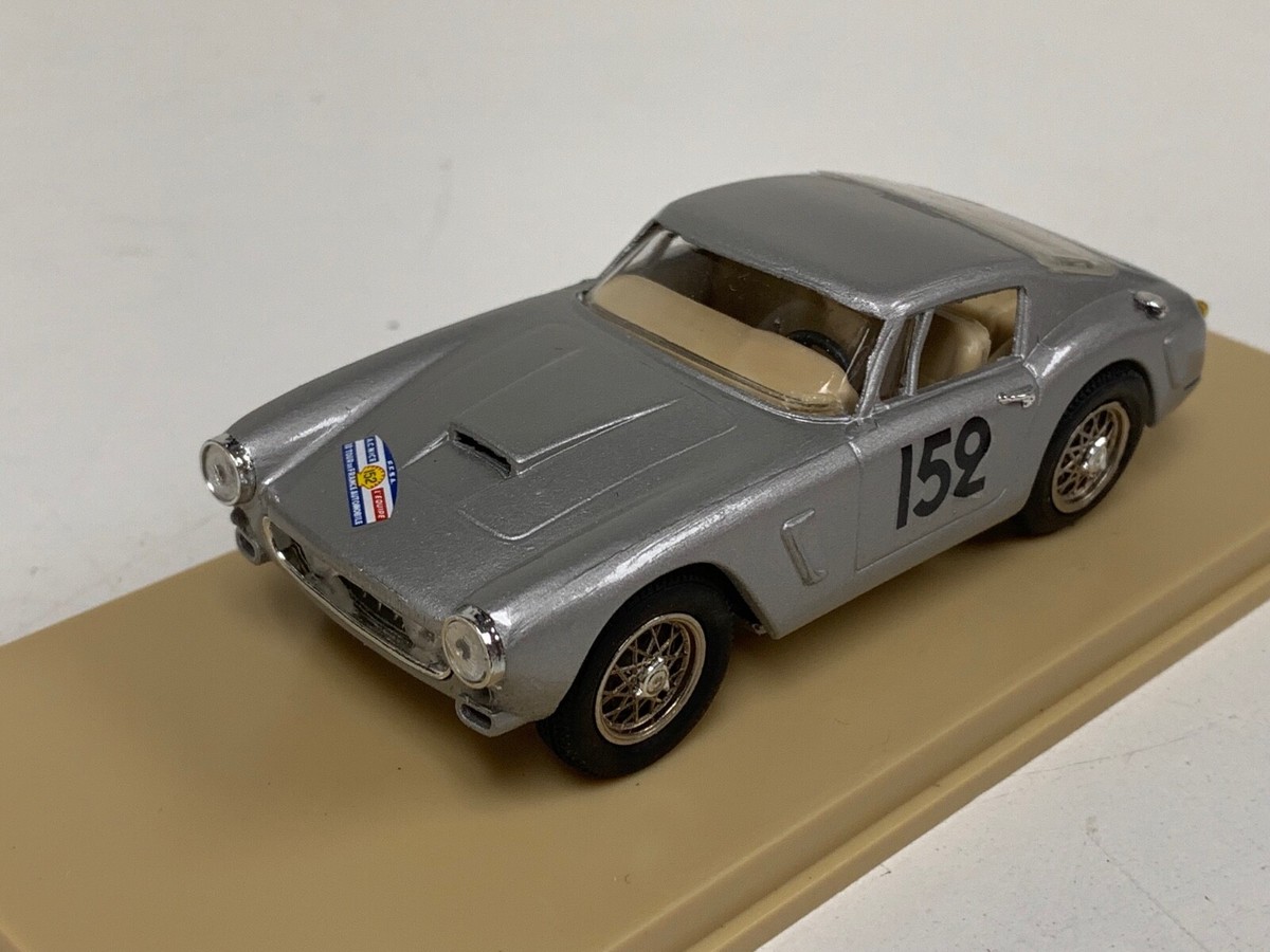 1/43 Idea 3 Ferrari 250 GT 
