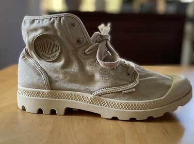 Palladium Pampa Hi Lace Up Men Boots/shoes Casual canvas Beige size 10 NEW