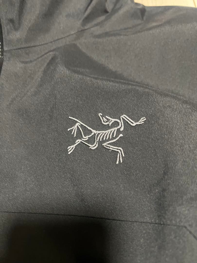 Arc'teryx Beta Mountain Parka M Size Black thumbnail 3