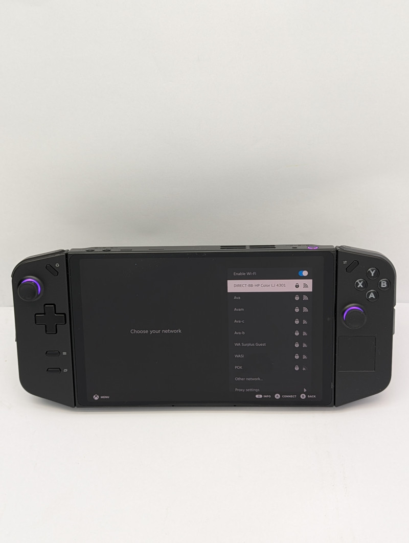 Consola portátil para juegos Lenovo Legion Go 8.8 con AMD Ryzen Z1 Extreme, 16GB, SSD de 512GB, SteamOS