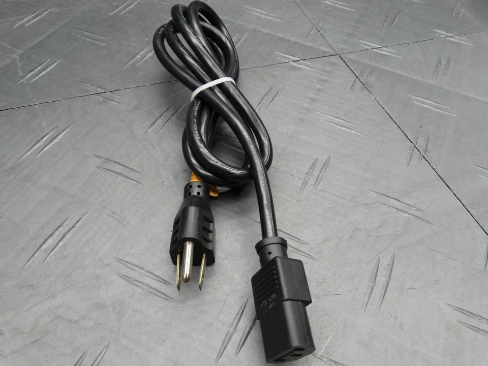 HP 24in LCD Color Monitor Retro Vintage HSTND-2111-B - Image 2 of 4