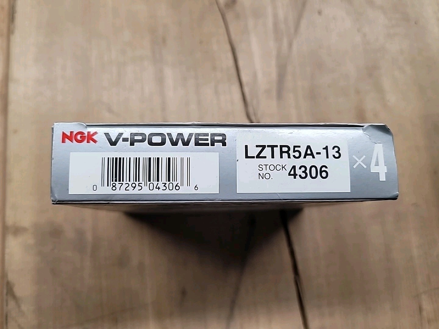 4 pcs NGK 4306 LZTR5A-13 V-Power Spark Plugs Kit for Chrysler Dodge Jeep SRT8