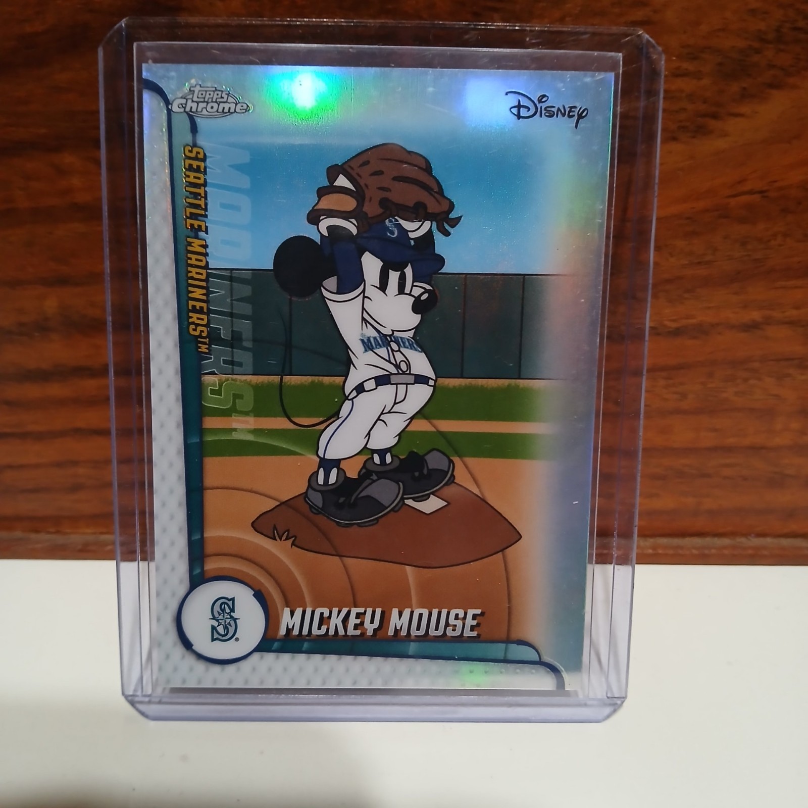 2025 Topps Chrome Disney MICKEY MLB HOME JERSEY SEATTLE MARINERS  MLBH9 G2U