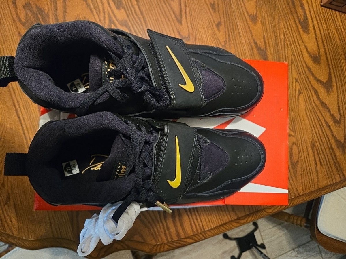 NIKE Air Diamond Turf PRM Signing Day Shoes Mens 10 Metallic‎ Gold HV5788-001 Nike Air Diamond Turf Signing Day - Feb 2025 - HV5788-001  main image 2