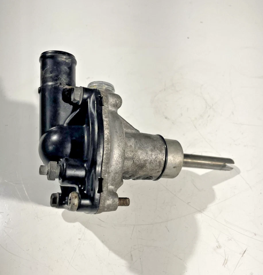 Triumph TT600 Water Pump 2000 2001 2002 2003 Genuine OEM - Image 3 of 4