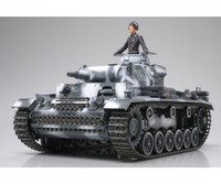 Tamiya 1:35 Deutscher Panzer Pzkpfw. Iii Ausf. N – Plastikmodellbau