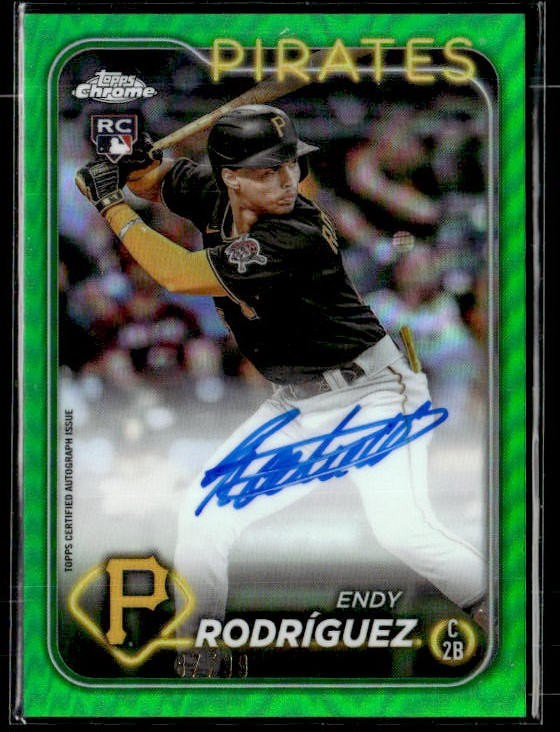 L82,217 - 2024 Topps Chrome Rookie Auto Green Refractors #RAER Endy Rodriguez/99