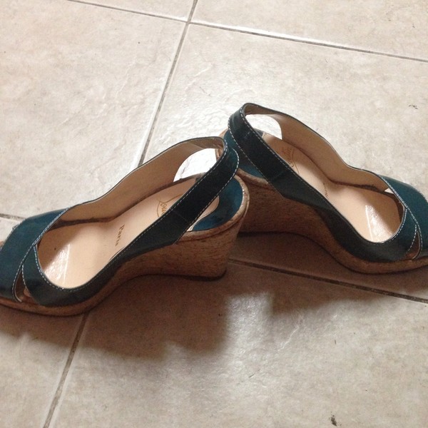 green wedge shoes