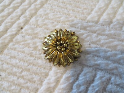Épingle à Cravate En Or Jaune Avec Décor De Chimère Et Petit Diamant - Poids 4.29g, Occasion