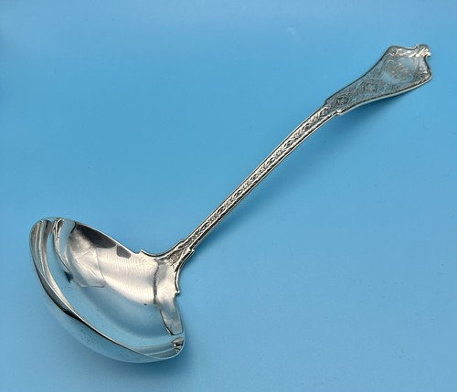 Cuchara para servir con ponche de sopa grande Tiffany persa plata esterlina. - Imagen 6 de 19