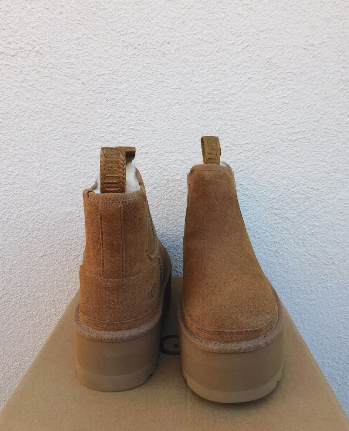 UGG CHESTNUT NEUMEL PLATFORM CHELSEA ANKLE BOOTS, WOMEN US 10/ EUR 41  ~NIB image 4