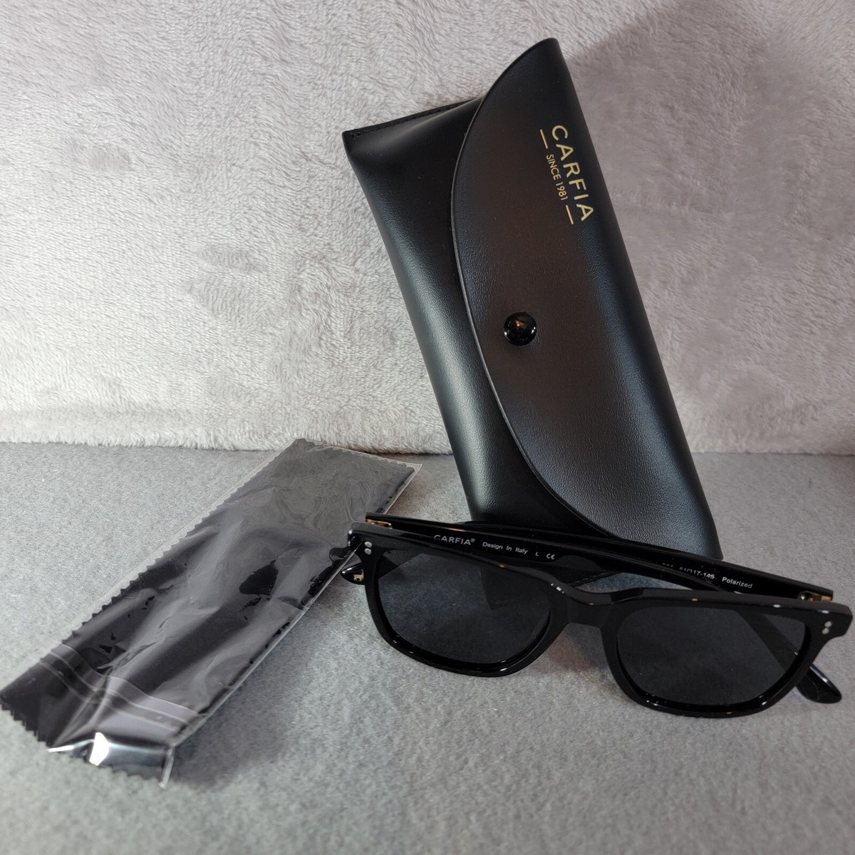 Designer Sunglasses | Black Frame | Gray Polarized Lenses | Made in Italy ? Polaroid PLD 2138/S O6W M9 Sunglasses Matte Black Grey - eye  main image 4