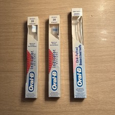 NOS Oral B Indicator 20 Straight Bristle 2 /End Tufted Tapered Toothbrush 1 