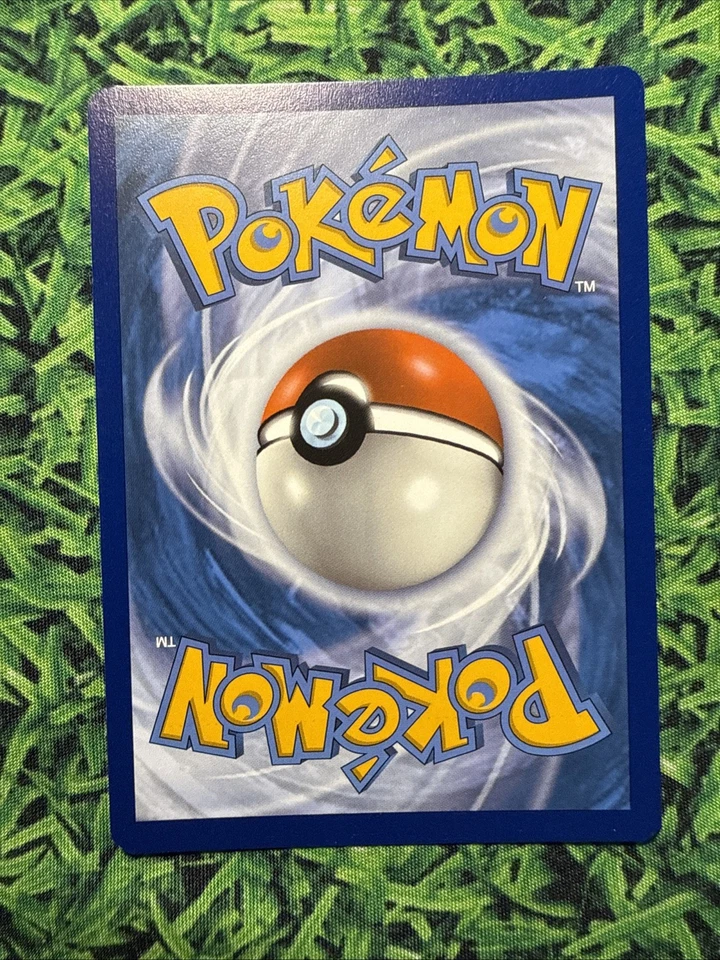 Vaporeon SWSH072 SWSH: Sword & Shield Promo Cards Holo - Image 2 of 2