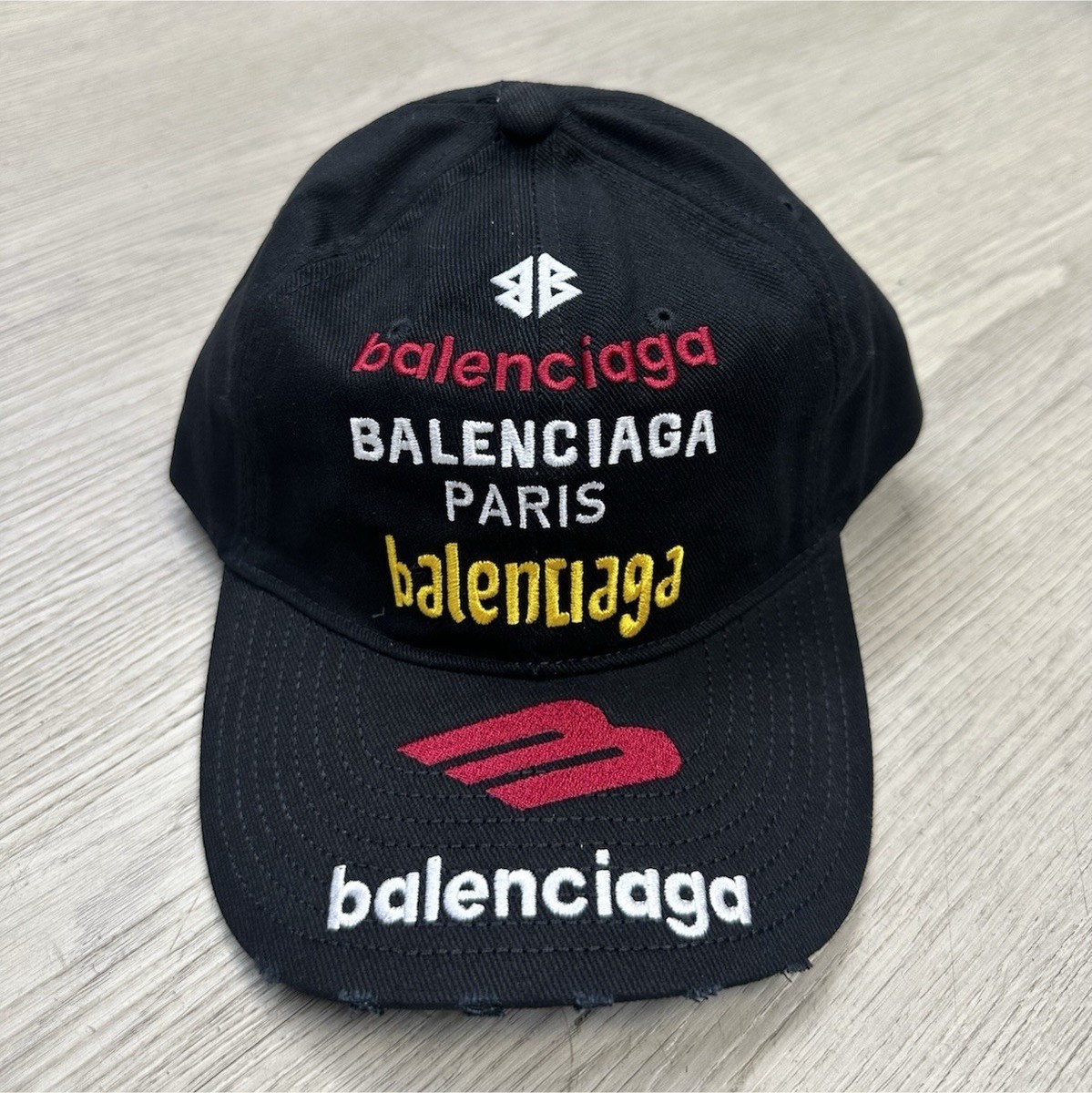 Balenciaga Logo Embroidered Baseball Cap s-l400.jpg main image 4