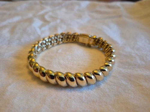 Vtg CINER GOLD Bracelet Heavy Safety Clasp Designer Costume Jewelry 7"
