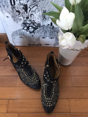 stivaletti zara con borchie