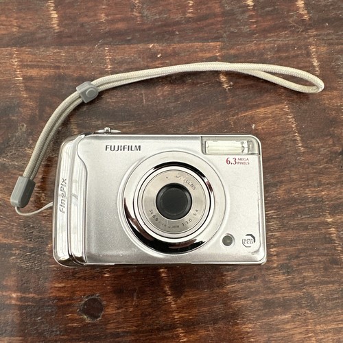 Fujifilm FinePix A610 6.3 MP Digital Camera - Silver - Parts Only - Untested