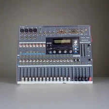 TM-D1000 Tascam 16 Channel DIGITAL MIXER Mixing Board