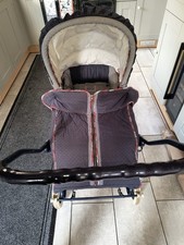 Vintage 1990s Silver Cross Pram