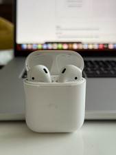 Apple AirPods 2nd Gen with Charging Case Genuine OEM Tested - White