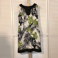 AGB Floral V-Neck Sleeveless Pockets Pleated A-Line Midi Dress 10